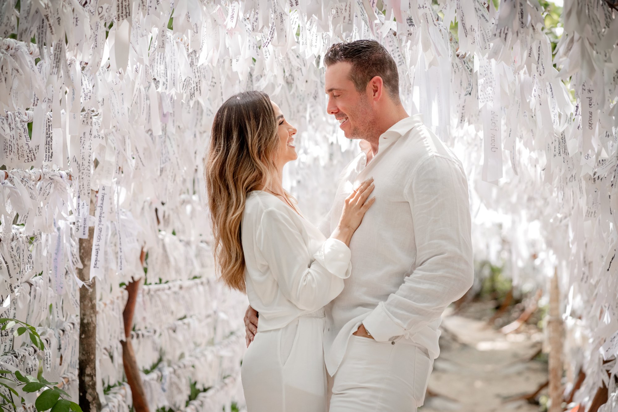 Couple first look reaction Cancún IVAE Studios wedding portfolio sample