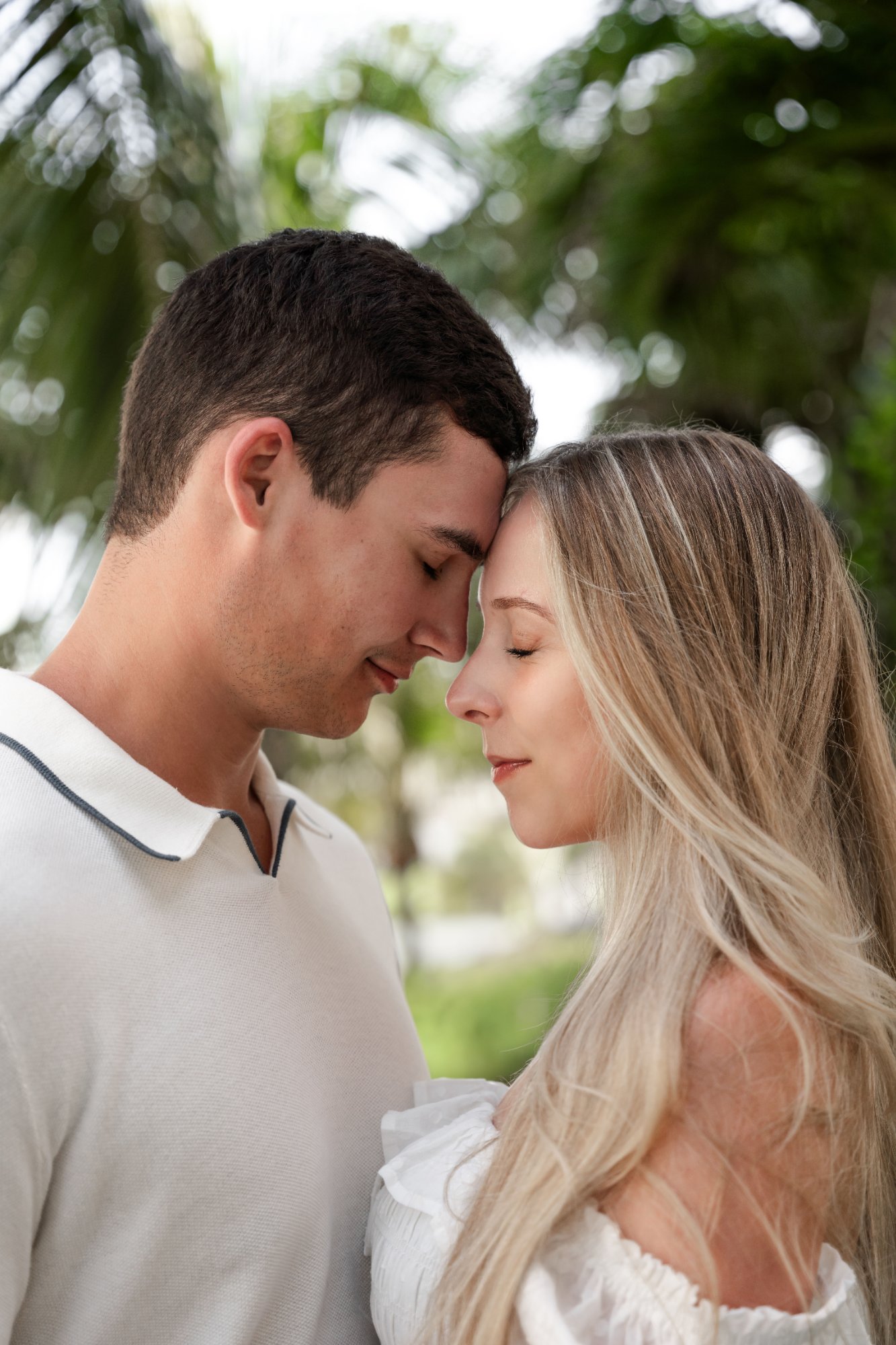 Romantic couple session in Los Cabos by IVAE Studios