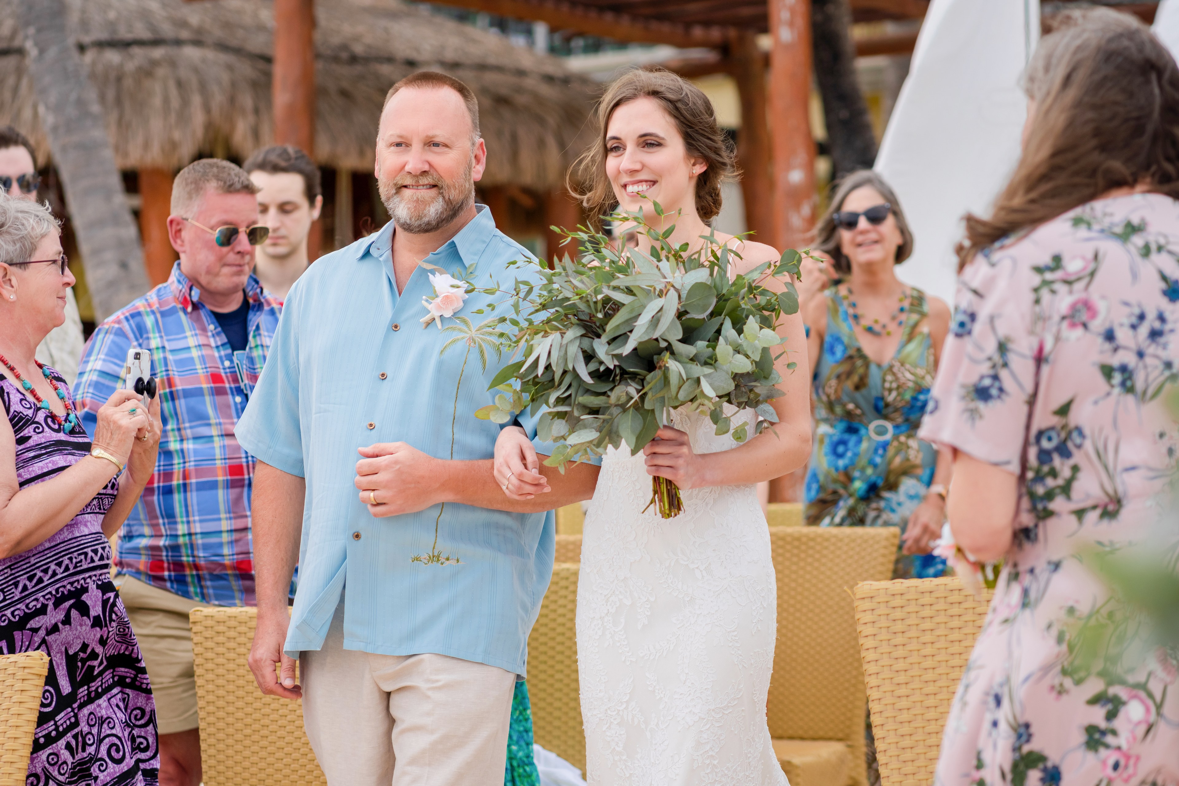 Bride at the Cancún Hotel Zone in a final wedding-day portrait by IVAE Studios