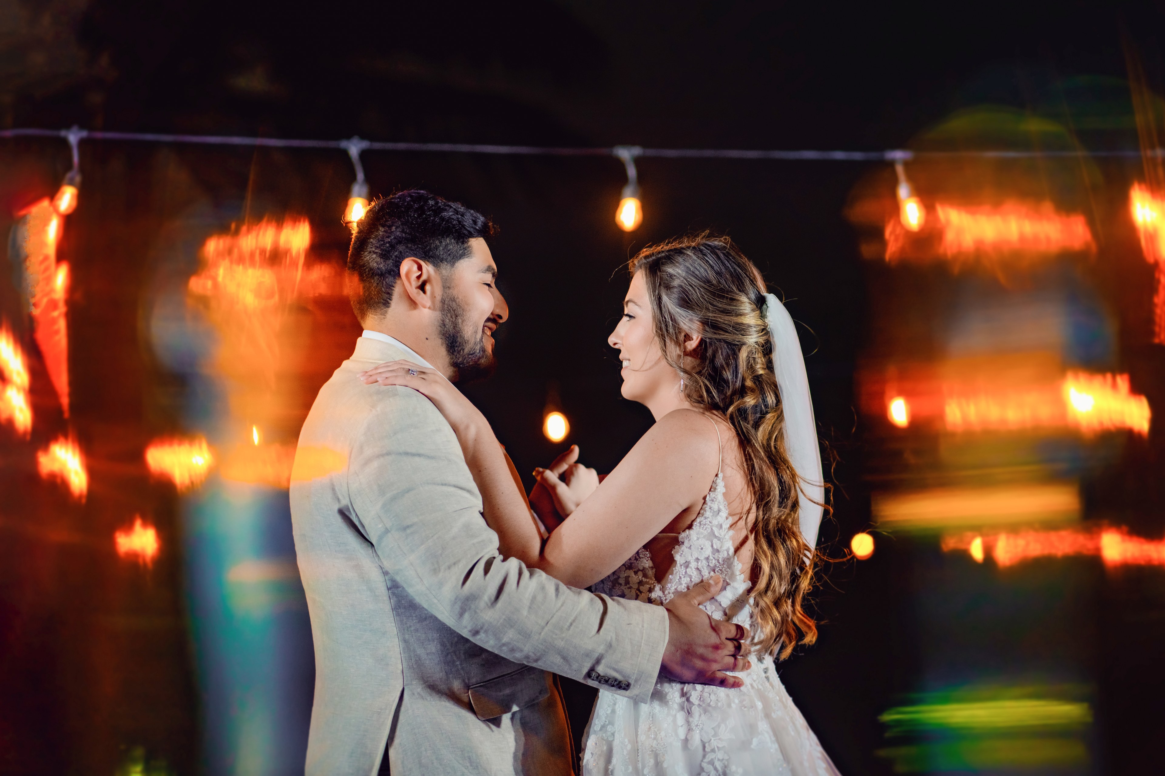 Bride in robe with veil detail Cancún Hotel Zone IVAE Studios sample wedding photos