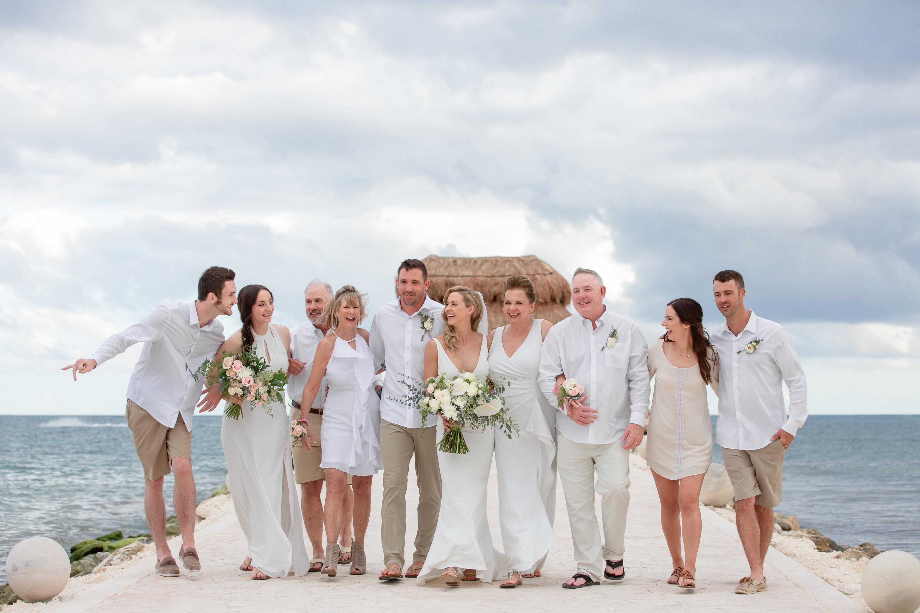 Wedding reception Cancún Hotel Zone bar IVAE Studios sample wedding photo